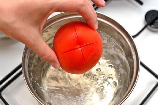 Cách làm sinh tố cà chua làm đẹp da