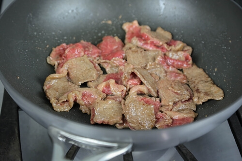 Cách làm thịt bò sốt tiêu đen ngon