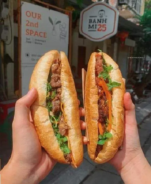 10 địa chỉ bán bánh mì tại Hà Nội thơm ngon khó cưỡng