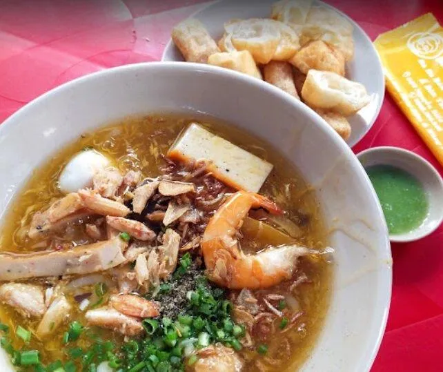 10 quán bánh canh cua ngon ở Sài Gòn