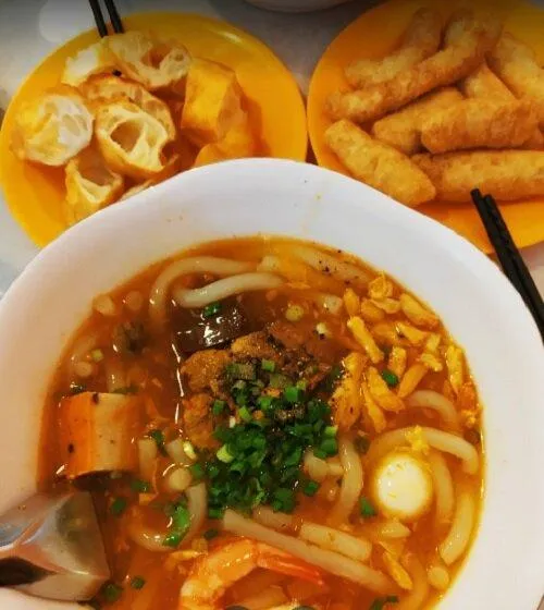 10 quán bánh canh cua ngon ở Sài Gòn