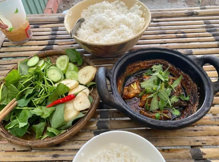 10 quán cơm ở Đồng Tháp nổi tiếng với du khách gần xa: đồ ăn ngon, giá cả bình dân !