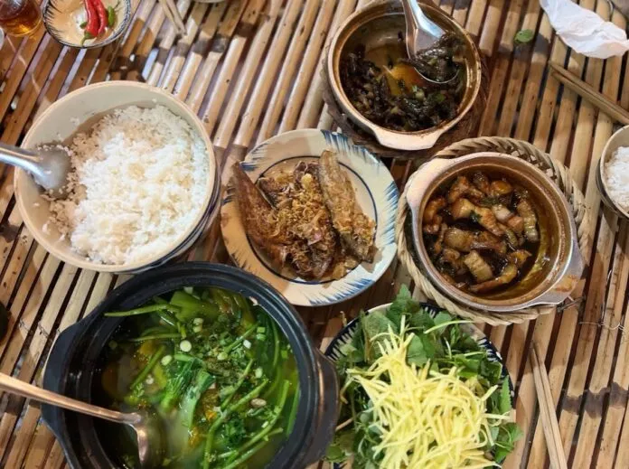 10 quán cơm ở Đồng Tháp nổi tiếng với du khách gần xa: đồ ăn ngon, giá cả bình dân !