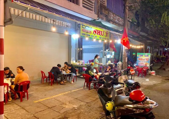 13 quán cơm ngon Phú Yên nên thử khi tới vùng đất hoa vàng cỏ xanh
