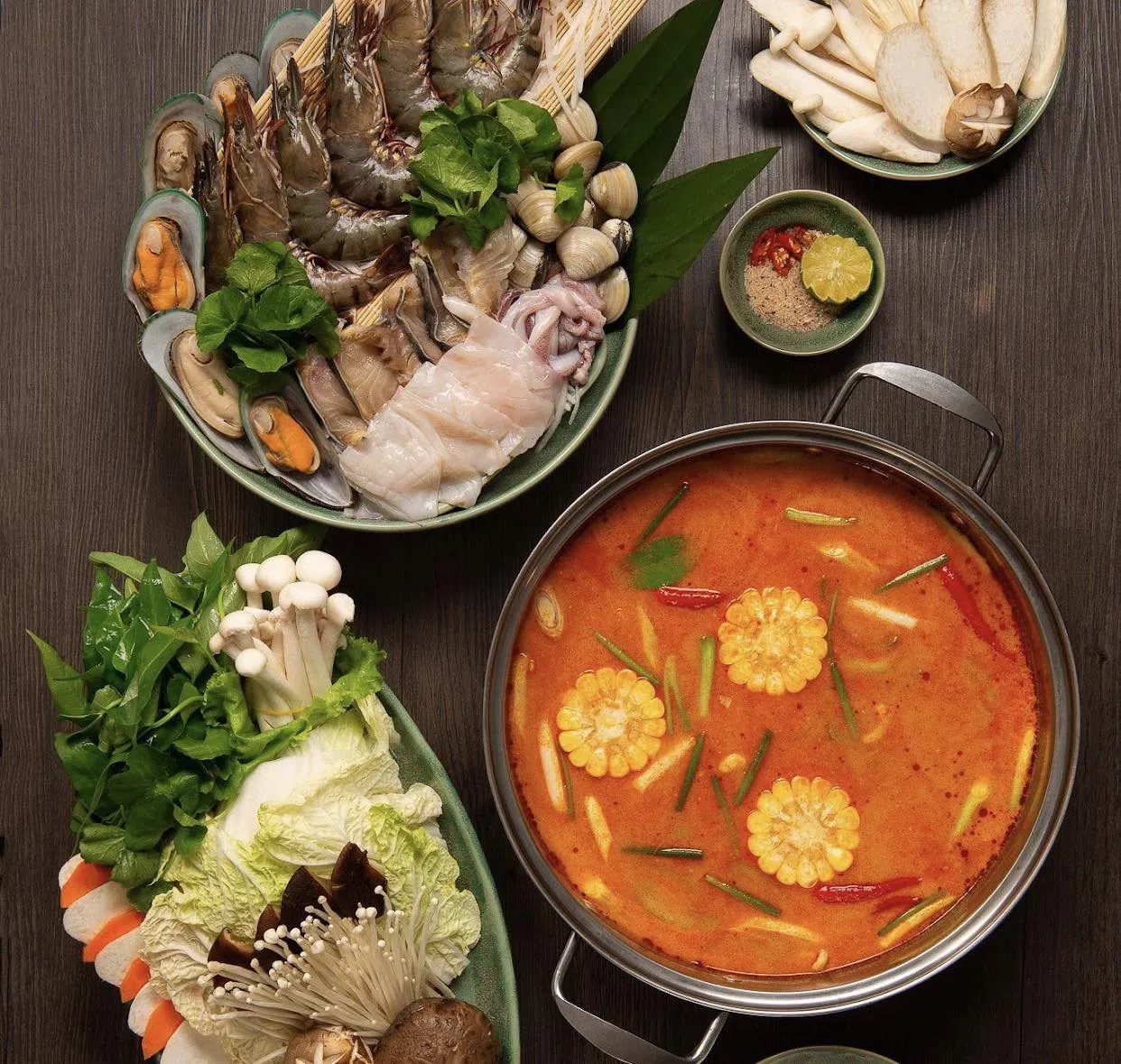 15 nhà hàng quán ăn gia đình Hà Nội với không gian sang, xịn và chất lượng nhất thủ đô!