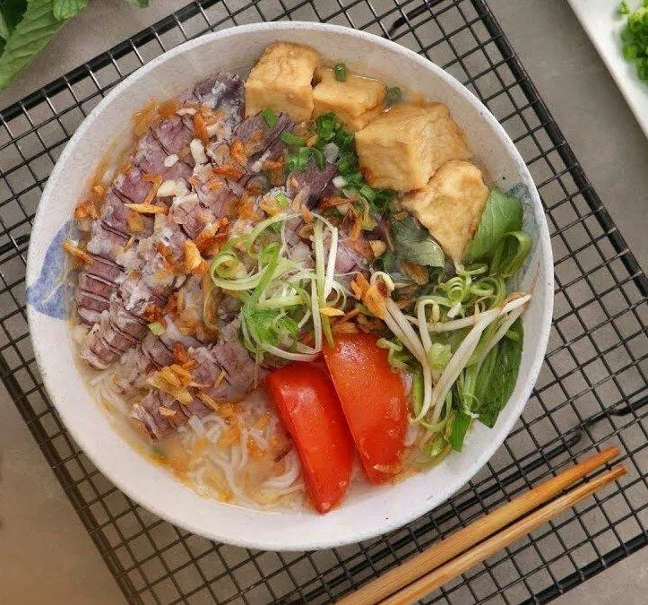 15 quán ăn ngon ở Quảng Ninh: Cảnh đẹp món ngon nhất định phải thử