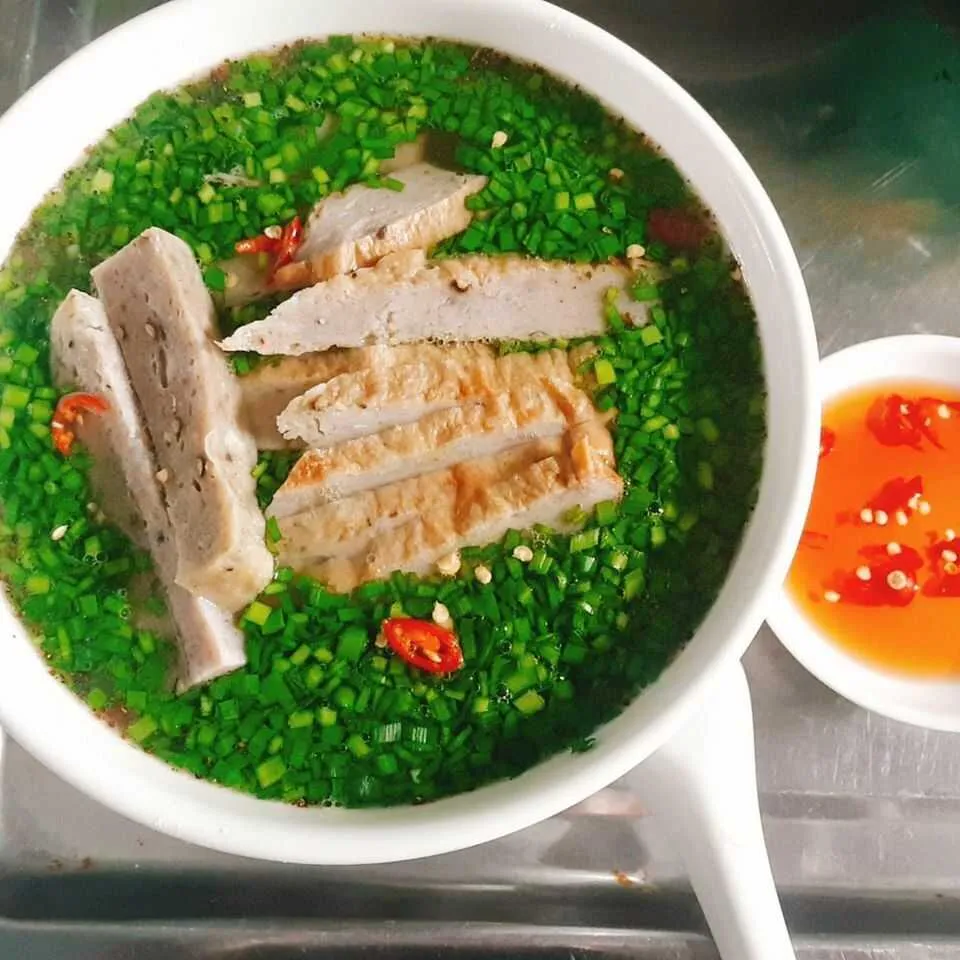 Bánh canh hẹ Phú Yên – Món ăn hấp dẫn nhất định phải thử