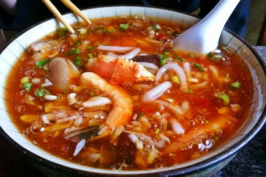 Bánh canh Nam Phổ Huế – gợi ý các địa chỉ ăn ngon