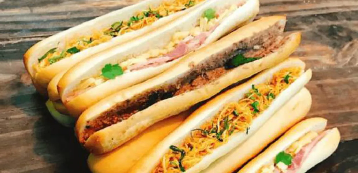 Bánh mì Đà Nẵng – Top 12 quán bánh mì que Đà Nẵng ngon quên lối về 