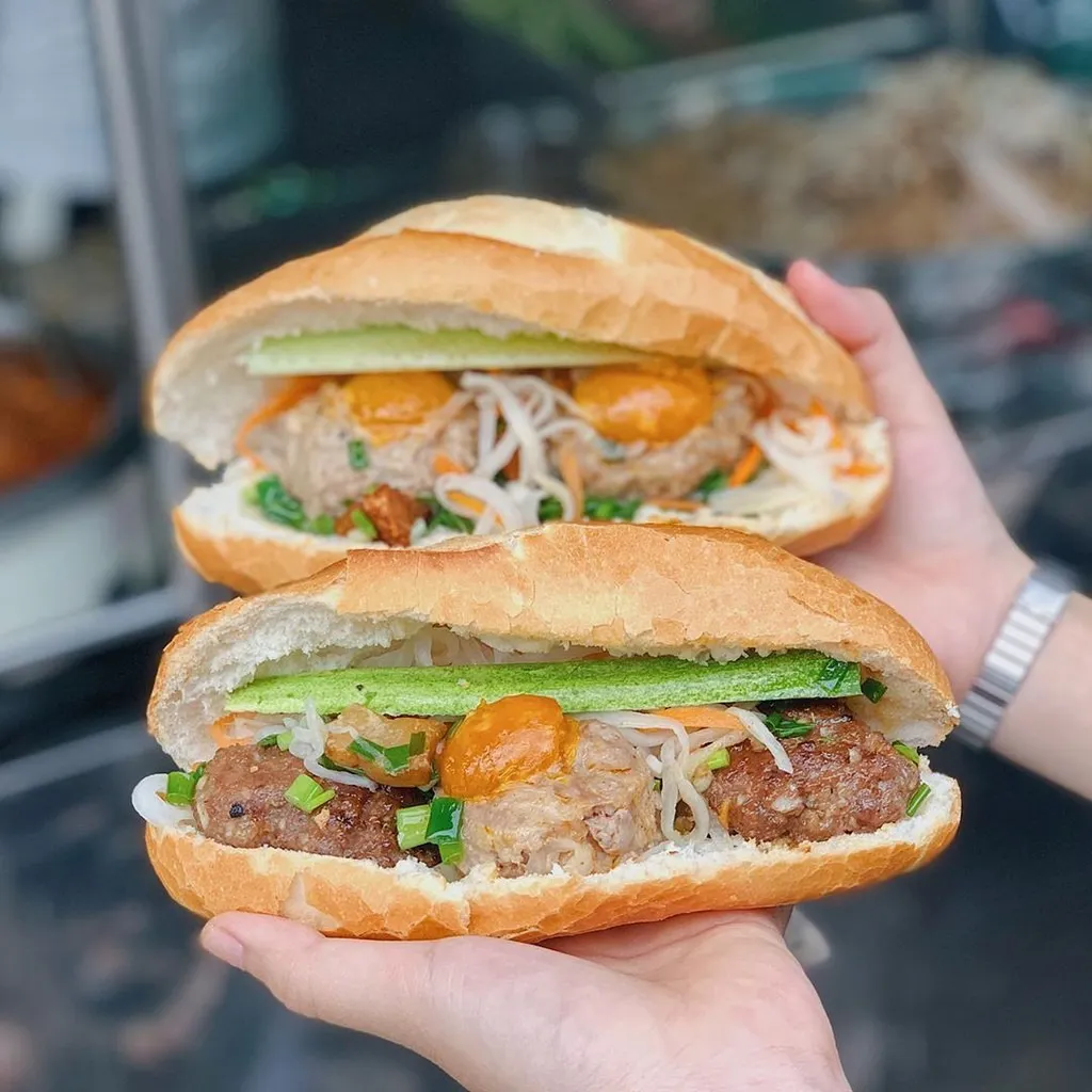 Bánh mì xíu mại Vũng Tàu và top 10 địa chỉ quán ăn nổi tiếng