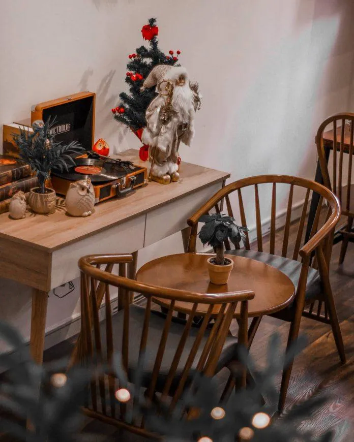 Bật mí 5 quán cafe được trang trí Noel vô cùng đẹp mắt ở Sài Gòn