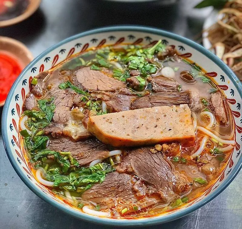 Bún bò Sài Gòn – Sự hòa nhập của ẩm thực xứ Huế