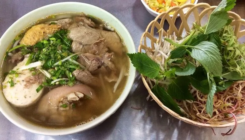 Bún bò Sài Gòn – Sự hòa nhập của ẩm thực xứ Huế