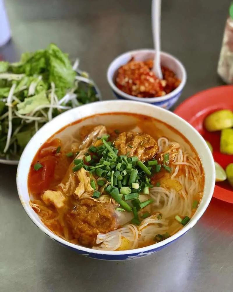 Bún riêu cua Đà Nẵng – Top 13 quán nổi tiếng xứ Đà Thành 