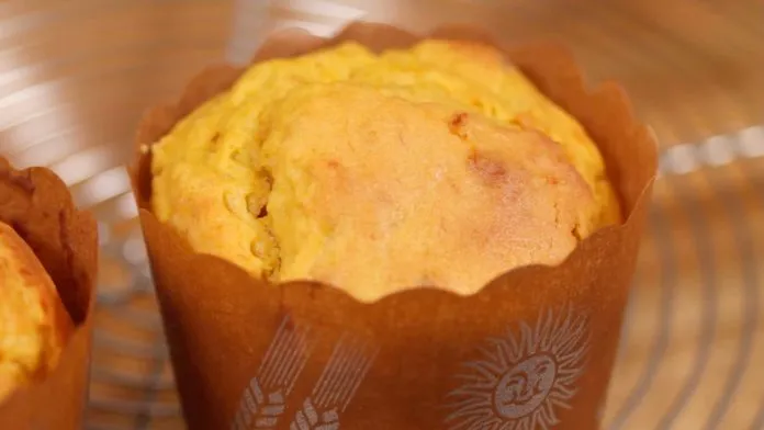 Cách làm bánh muffin bí đỏ ngon ngọt, bổ dưỡng