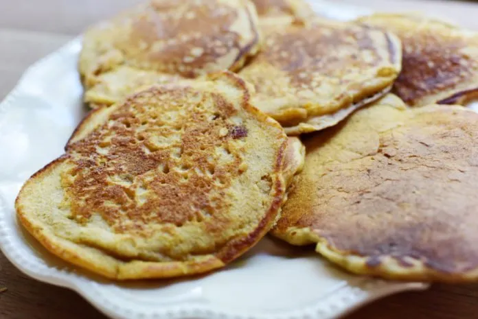 Cách làm bánh Pancake đào siêu ngon và đẹp mắt!