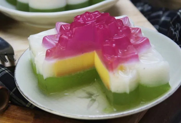 Cách làm bánh trung thu rau câu nhân flan ngon giòn đẹp mắt