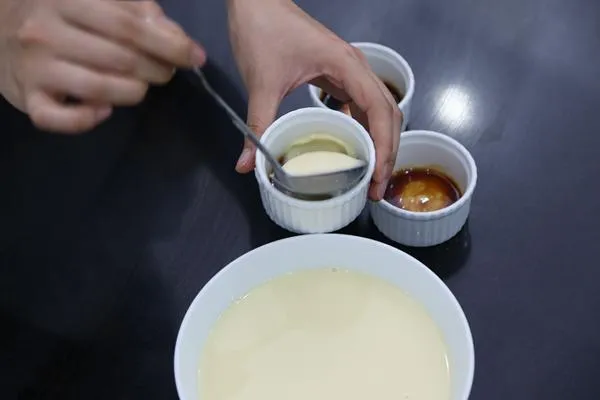 Cách làm caramen (bánh flan) béo ngon ngay tại bếp nhà bạn