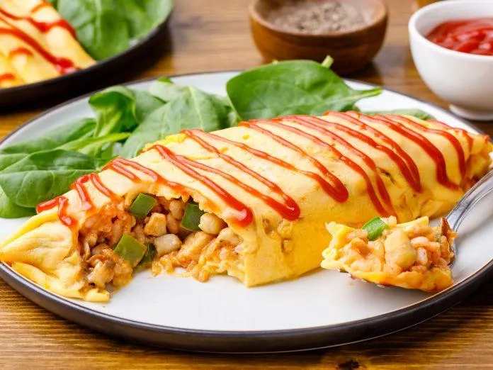 Cách làm cơm chiên trứng Omurice Nhật Bản ngon khó cưỡng