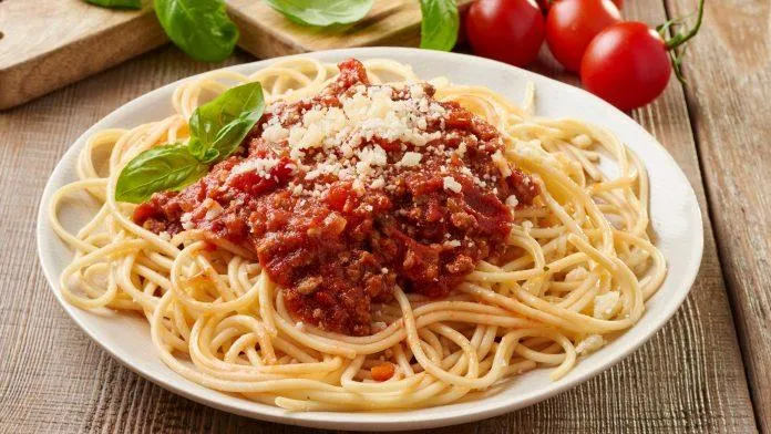 Cách làm mì Ý Carbonara tại nhà: Hương vị béo ngậy tự nhiên, không lo bị ngán!