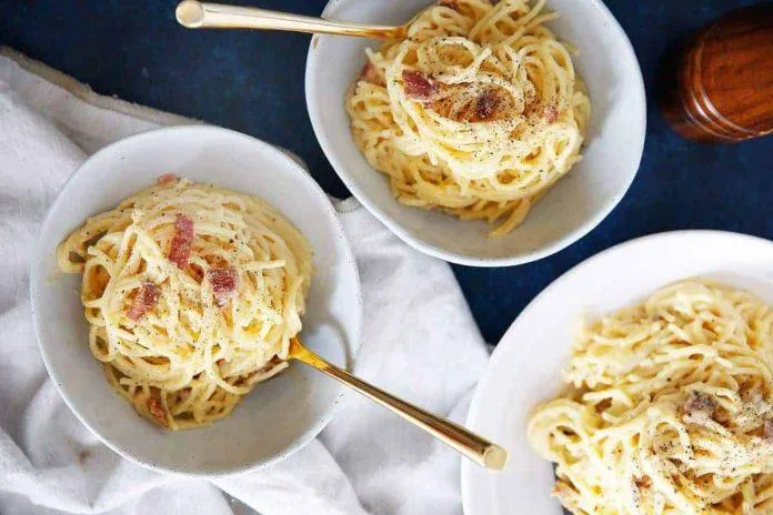 Cách làm mì Ý Carbonara tại nhà: Hương vị béo ngậy tự nhiên, không lo bị ngán!