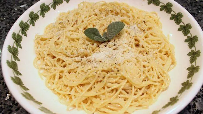 Cách làm mì Ý Carbonara tại nhà: Hương vị béo ngậy tự nhiên, không lo bị ngán!