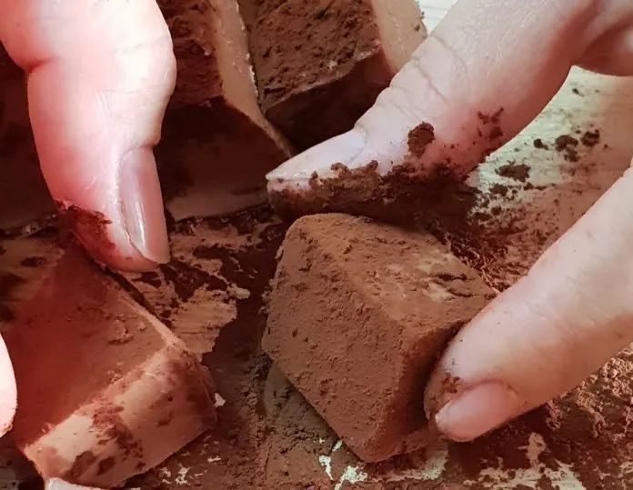 Cách làm nama chocolate Nhật Bản ngon như mua ngoài tiệm