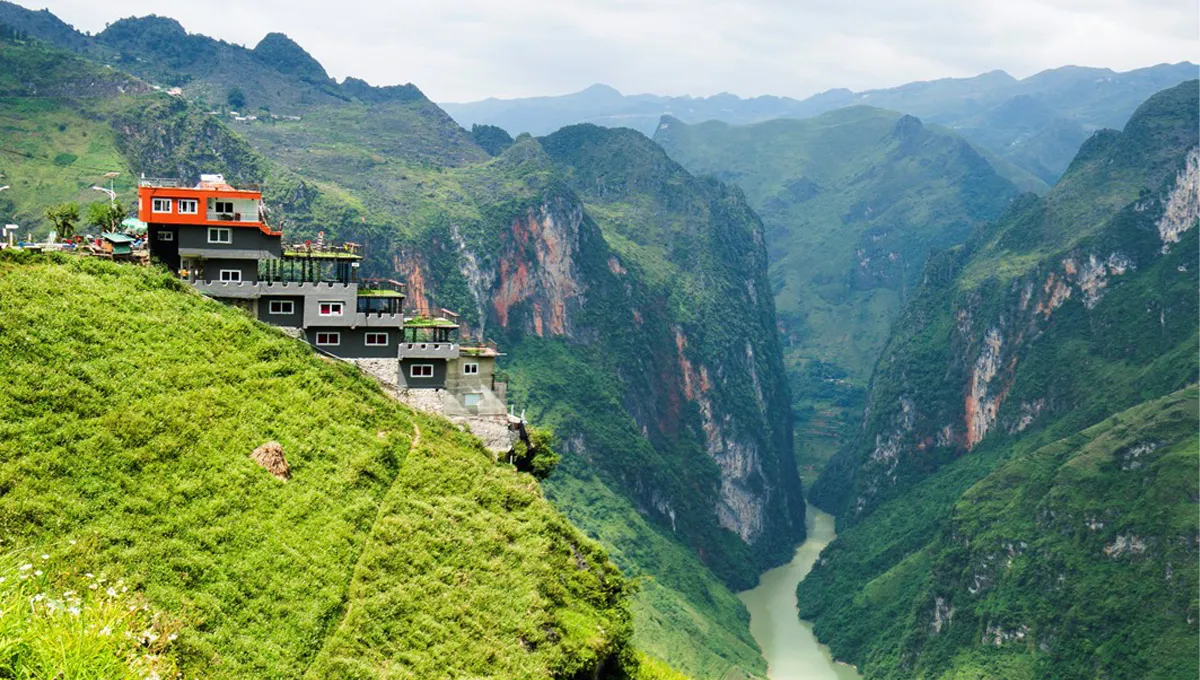 Cao nguyên đá Đồng Văn – “Thiên đường xám” tại Hà Giang