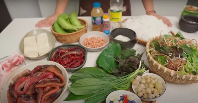 Chia sẻ bí quyết nấu món “Lươn om chuối đậu” đậm đà đưa cơm!
