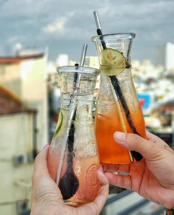 Chiều Rooftop Beer: Nơi ngắm hoàng hôn siêu xinh tại Tân Bình