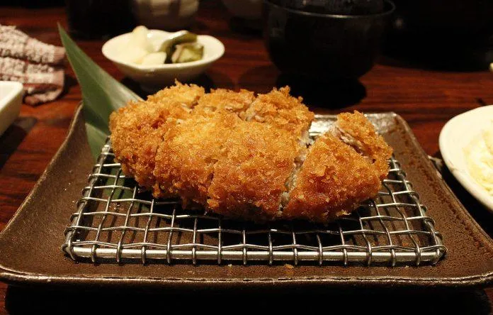 Công Thức làm món Tonkatsu – Thịt Heo Chiên Xù Kiểu Nhật – Bạn đã biết chưa?