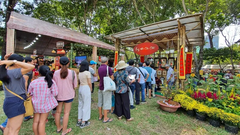 Công viên Lê Văn Tám – địa điểm du lịch yên tĩnh tại Sài Gòn