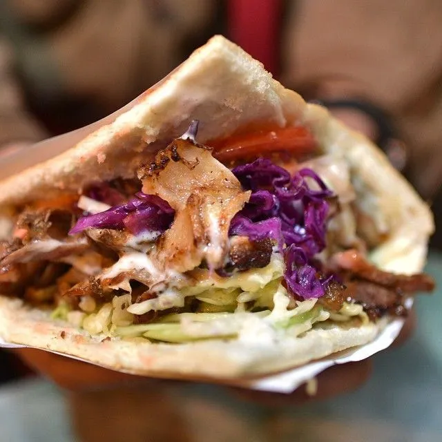 Cùng Doner Kebab dạo quanh thế giới