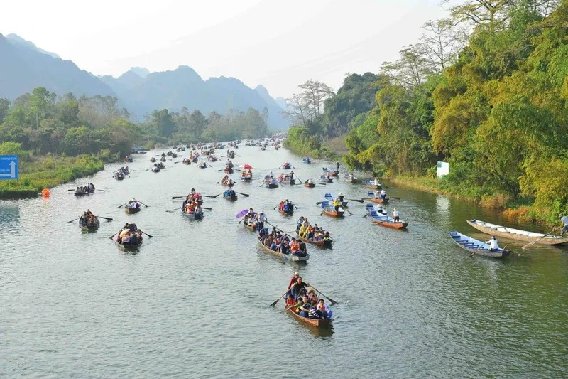 Du lịch chùa Hương Hà Nội – Kinh nghiệm chi tiết mới nhất từ A – Z