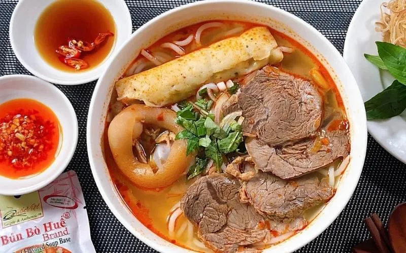 Huế tháng 9 – Chiêm ngưỡng nét đẹp mùa thu ở cố đô