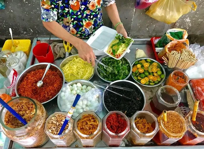 Khám phá bánh tráng trộn Tây Ninh, món ăn vặt không thể bỏ qua