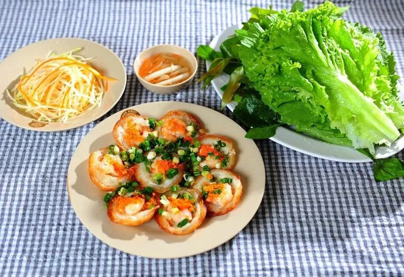 Khám phá đặc sản nổi tiếng: bánh khọt Vũng Tàu