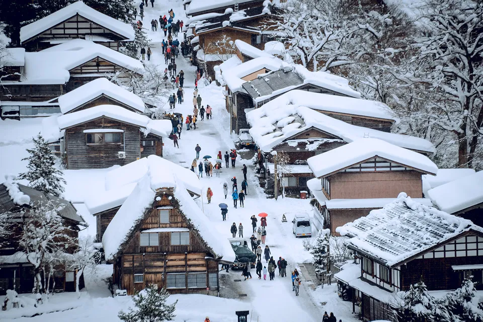 Khám phá Làng cổ Shirakawa-go – Vẻ đẹp bình yên tuyệt đẹp của xứ sở phù tang