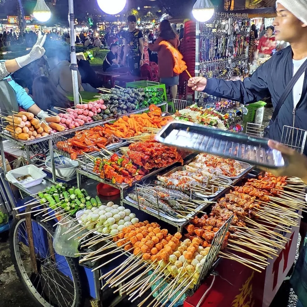 Kinh nghiệm đi chợ đêm Đà Lạt: Ăn gì? Chơi gì?