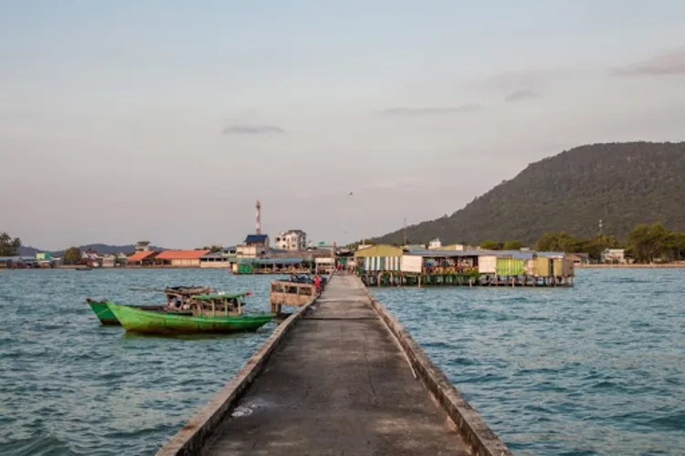 Làng chài Hàm Ninh Phú Quốc – Vẻ đẹp bình yên nơi đảo Ngọc