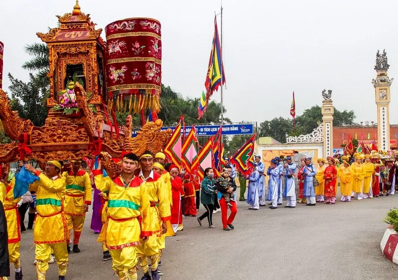 Lễ hội miếu Vua Bà Quảng Yên – Di sản lịch sử tự hào của người dân đất Quảng