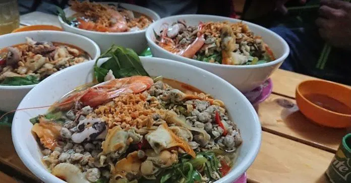 Must Try: Top 10 quán ăn ngon, nổi tiếng nhất Sài Gòn bạn nhất định nên thử