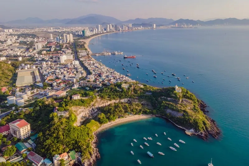 Nha Trang – Thành phố du lịch biển và những cánh én