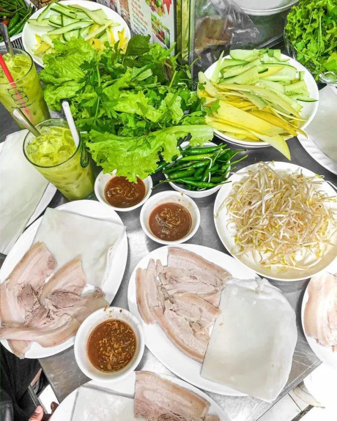 Phá đảo ẩm thực Đà Nẵng với foodtour 10 quán ngon bạn không nên bở lỡ vào mùa hè này