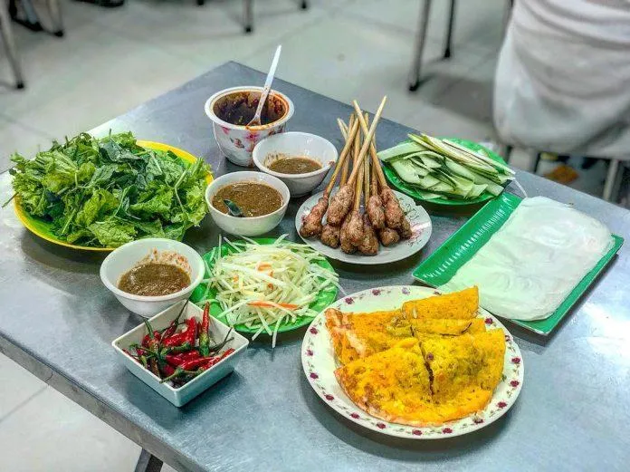 Phá đảo ẩm thực Đà Nẵng với foodtour 10 quán ngon bạn không nên bở lỡ vào mùa hè này