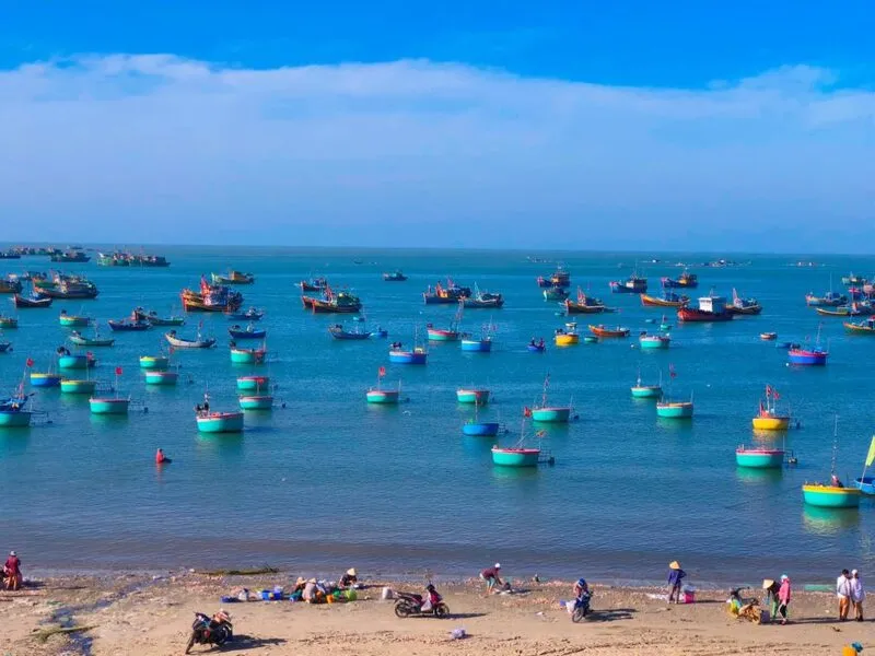 Phan Thiết Tháng 2 – Hòa mình trong gió biển dịu dàng