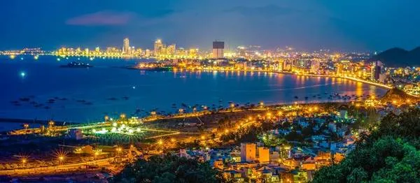 “Phát sốt” trước cảnh biển Nha Trang từ bình minh tới hoàng hôn