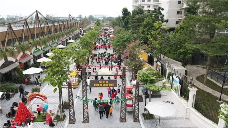 Phố đi bộ Pont de Long Bien – Vẻ đẹp hiện đại mang nét Châu Âu