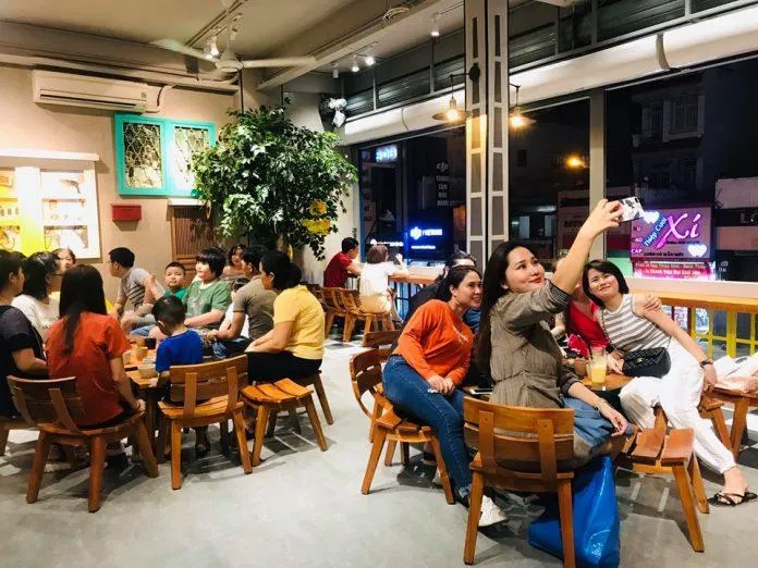 Quán cà phê phong cách đường phố Zoc Zoc – Sự mới lạ đáng trải nghiệm tại Sài Gòn