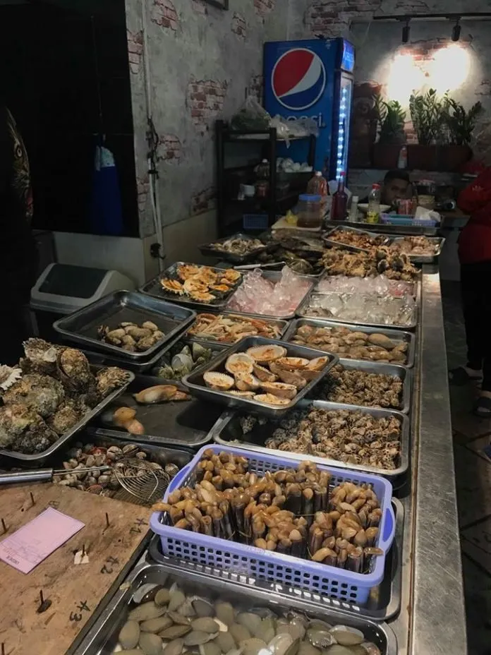 Quốc Minh – Ốc phủi ba miền: Đặc sản ốc biển tươi ngon cho cả gia đình